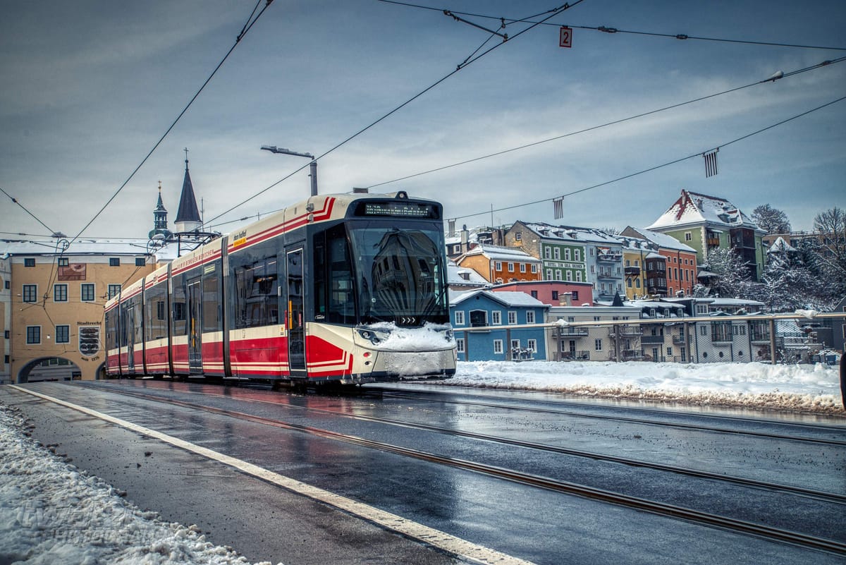 Mit der Traunseetram ins Winter-Wunderland